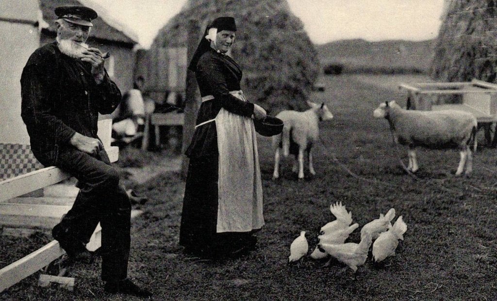 Terschelling. klederdracht, Ophalen of Verzenden, 1920 tot 1940, Gelopen, Klederdracht