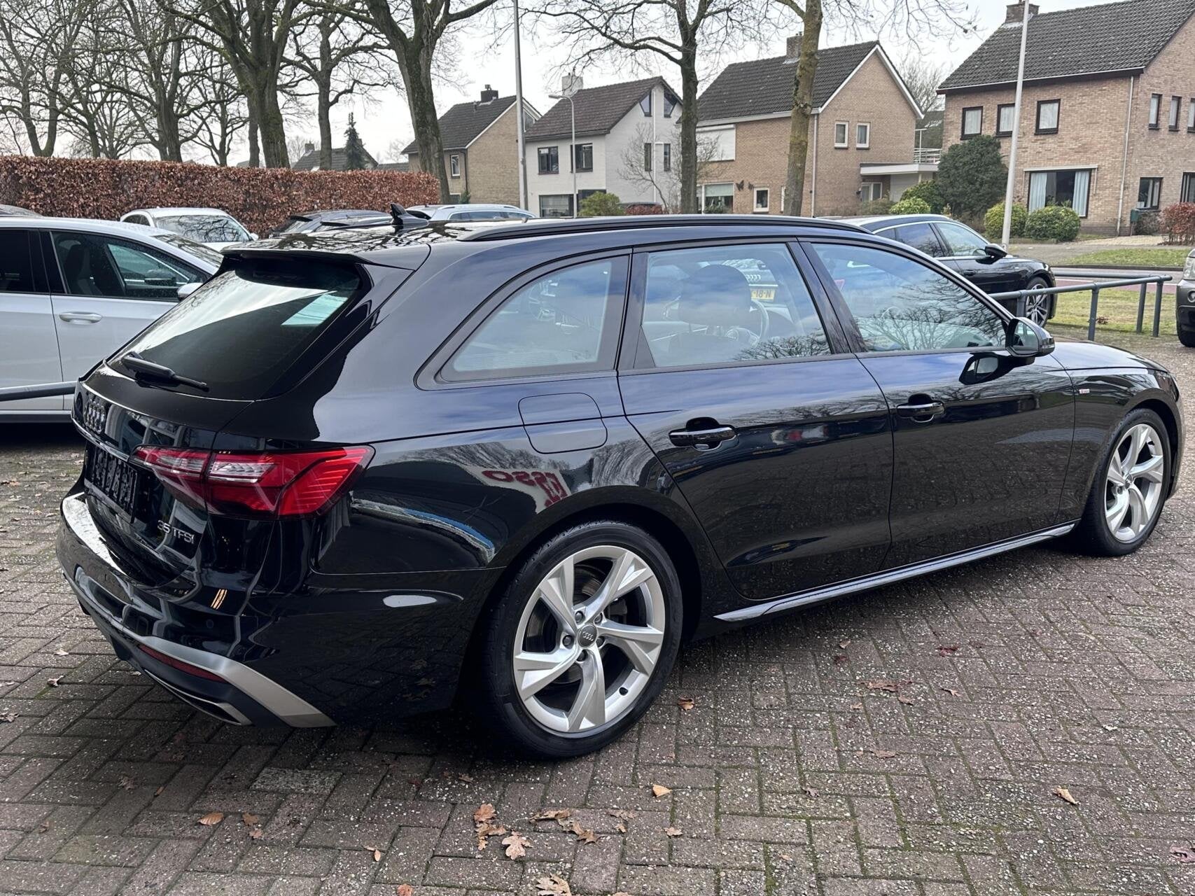 Audi A4 Avant 35 TFSI S-Line Led, Climat, Navi, Pdc, LM.., Auto's, Audi, Gebruikt, 4 cilinders, A4, 16 km/l