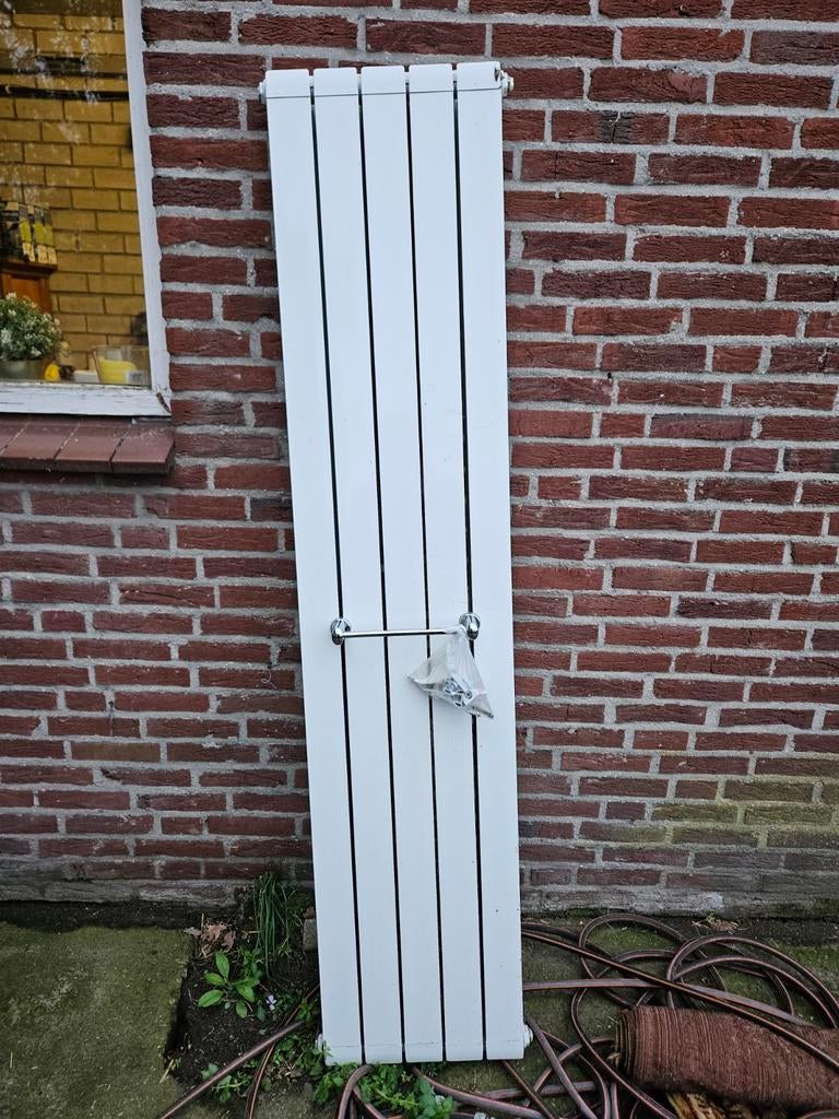 Designradiator, Doe-het-zelf en Verbouw, Ophalen, Gebruikt, Radiator, Minder dan 60 cm