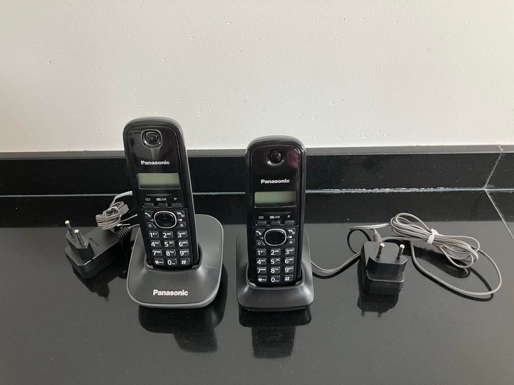 Panasonic KX-TG1611NL Draadloze Huistelefoons (2 stuks), Telecommunicatie, Ophalen, Gebruikt, 2 handsets