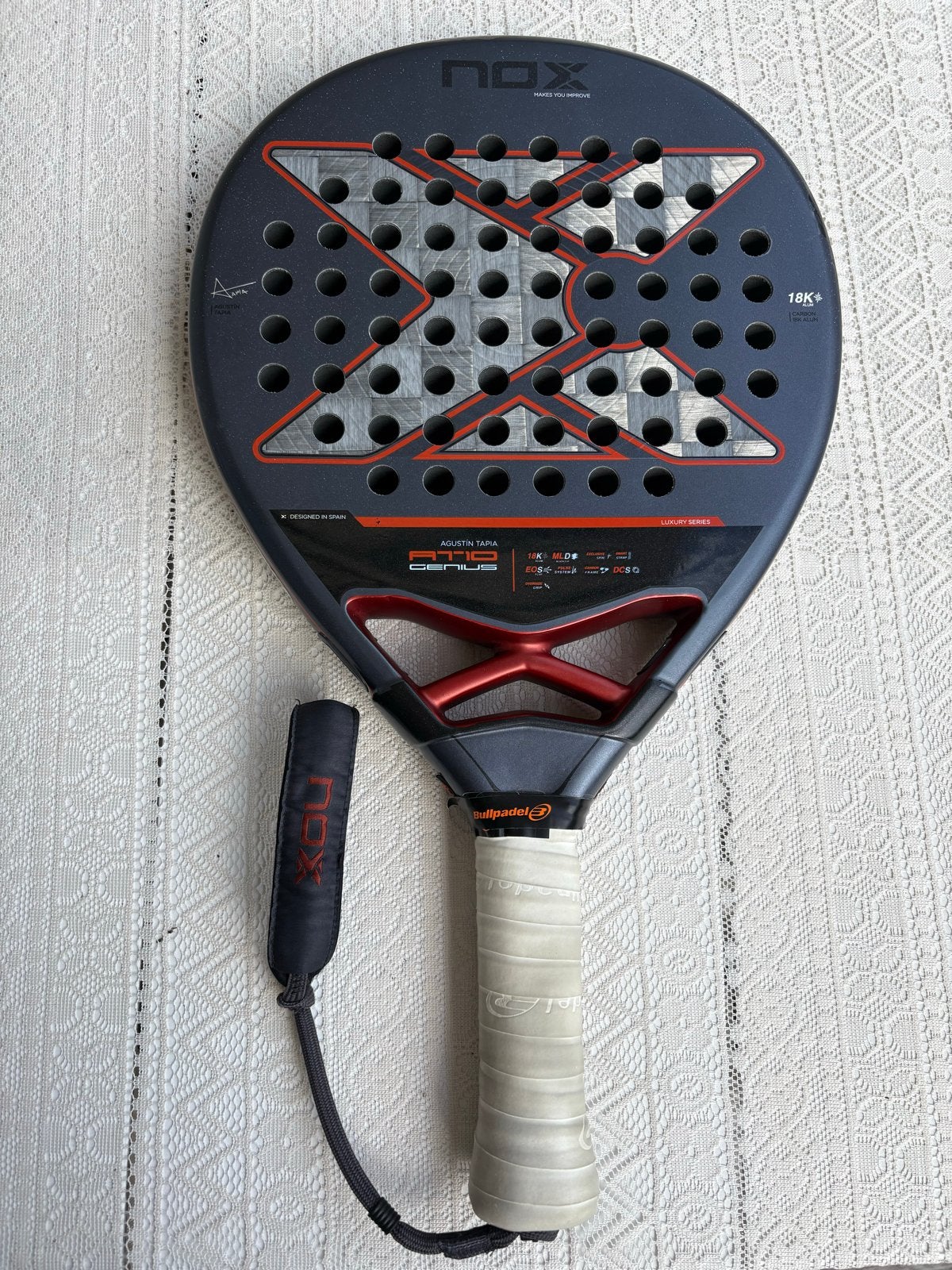 Nox AT10 Genius Padelracket - Gebruikt met lichte sporen, Sport en Fitness, Padel, Ophalen of Verzenden, Gebruikt, Padelracket