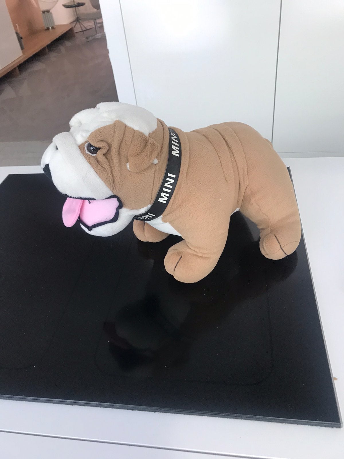 Honden knuffel bulldog van het automerk Mini zeer mooi, Ophalen of Verzenden, Zo goed als nieuw, Formule 1