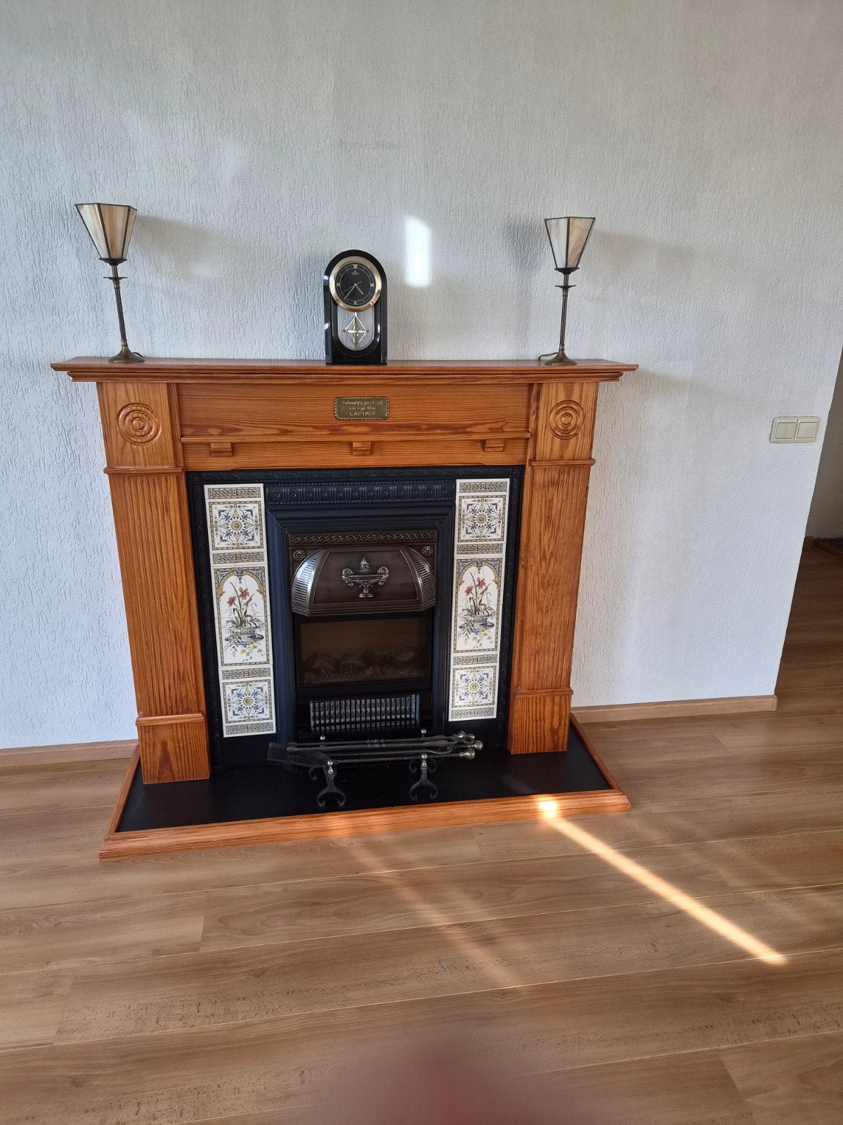 Sfeervolle elektrische haard met houten schouw, Ophalen, Zo goed als nieuw, Vrijstaande haard, Elektrische haard