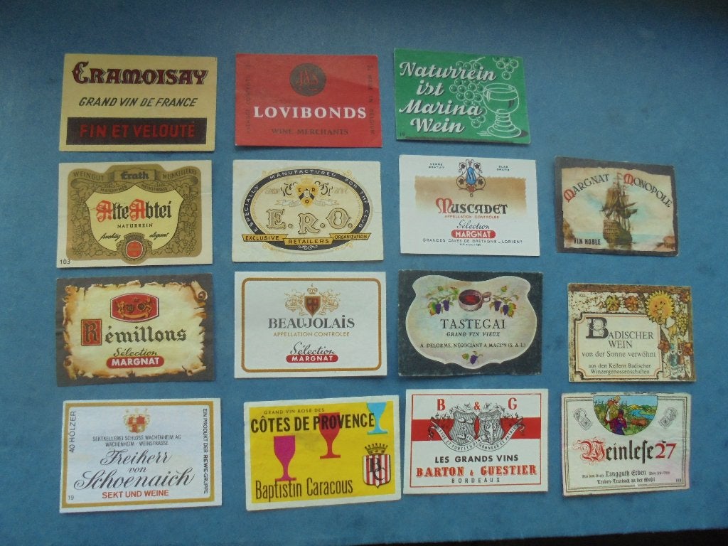15 oude lucifermerken met diverse wijnsoorten, Verzamelen, Ophalen of Verzenden, Gebruikt, Luciferdoosjes of -merken