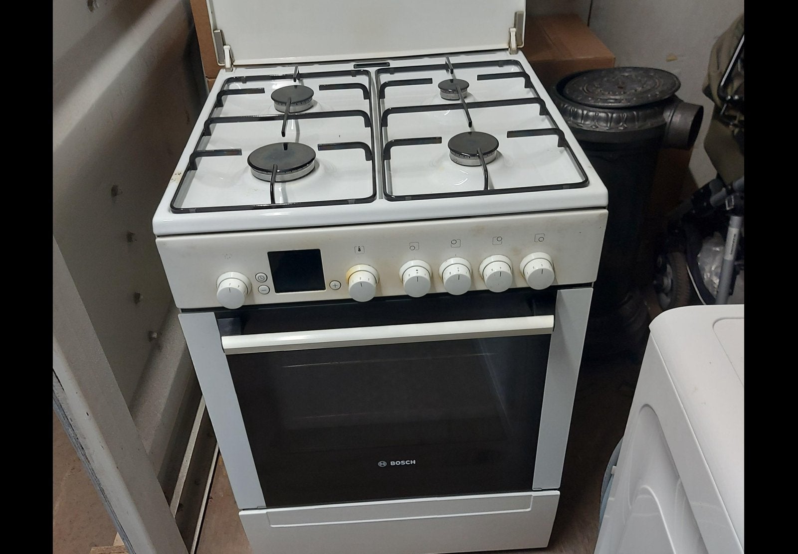 BOSCH 4 PITS GASFORNUIS MET ELEKTRONISCHE ONTSTEKING, Ophalen, Gebruikt, Minder dan 85 cm, 4 kookzones
