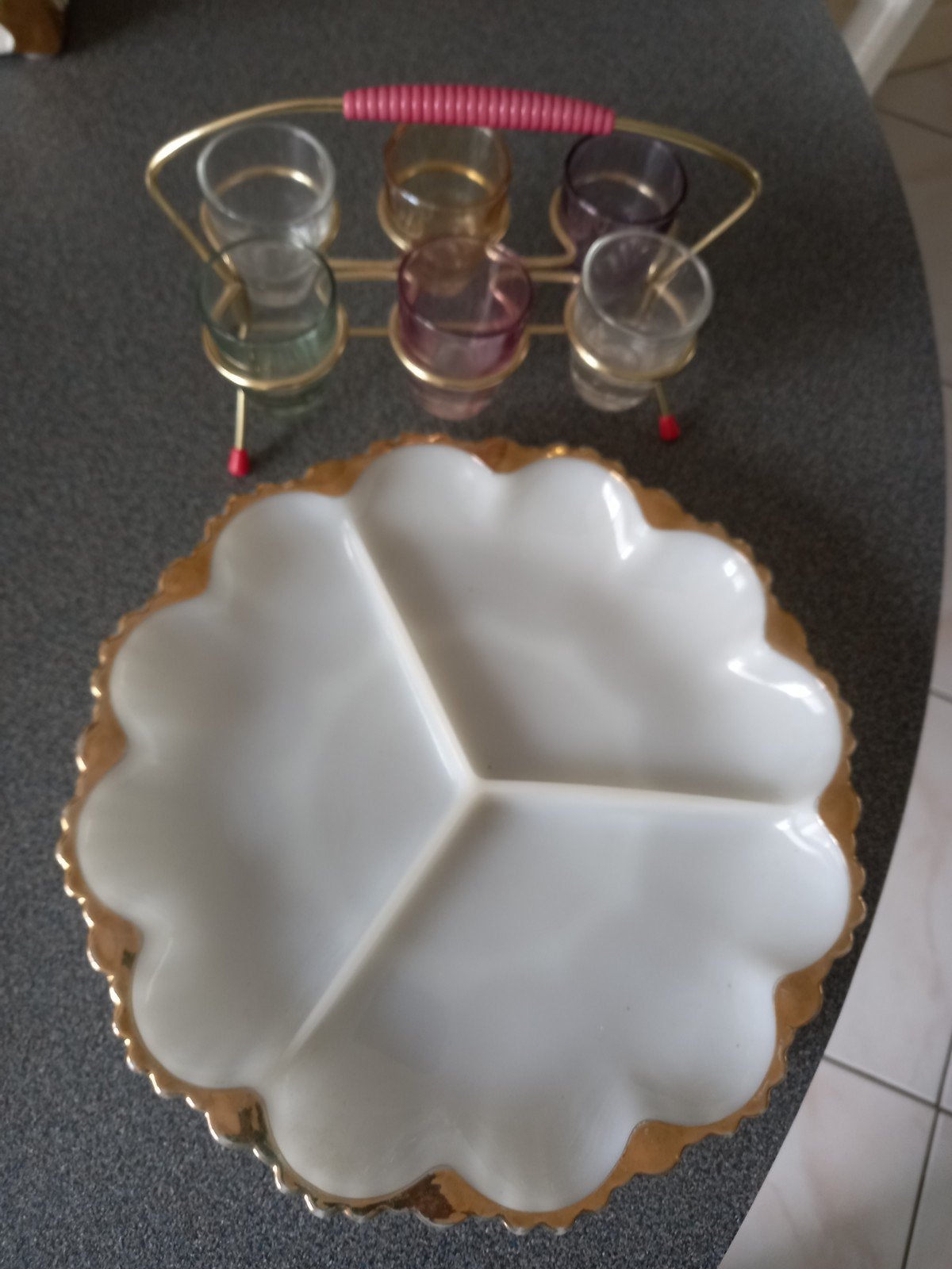 Vintage borrelset met schaal en glaasjes, Ophalen of Verzenden