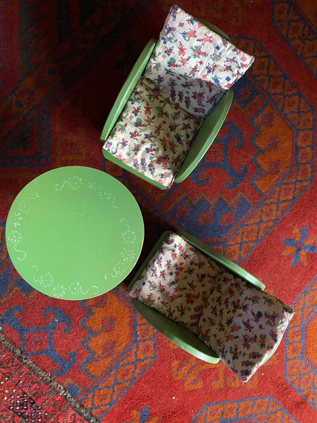 2 Poppen stoelen + servies paw patrol, Ophalen of Verzenden, Gebruikt, Toebehoren