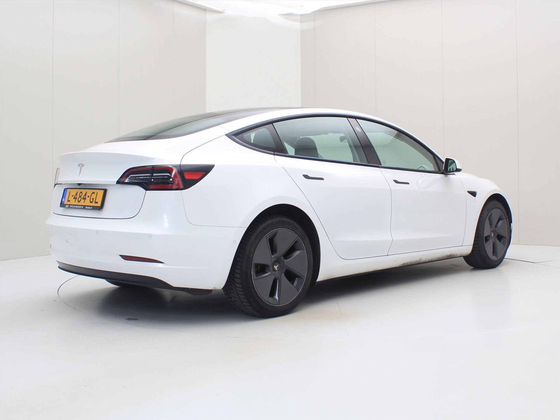 Tesla Model 3 Standard RWD Plus 90% SoH [ LFP-ACCU+AUTOPILOT, Auto's, Automaat, Achterwielaandrijving, Gebruikt, Zwart