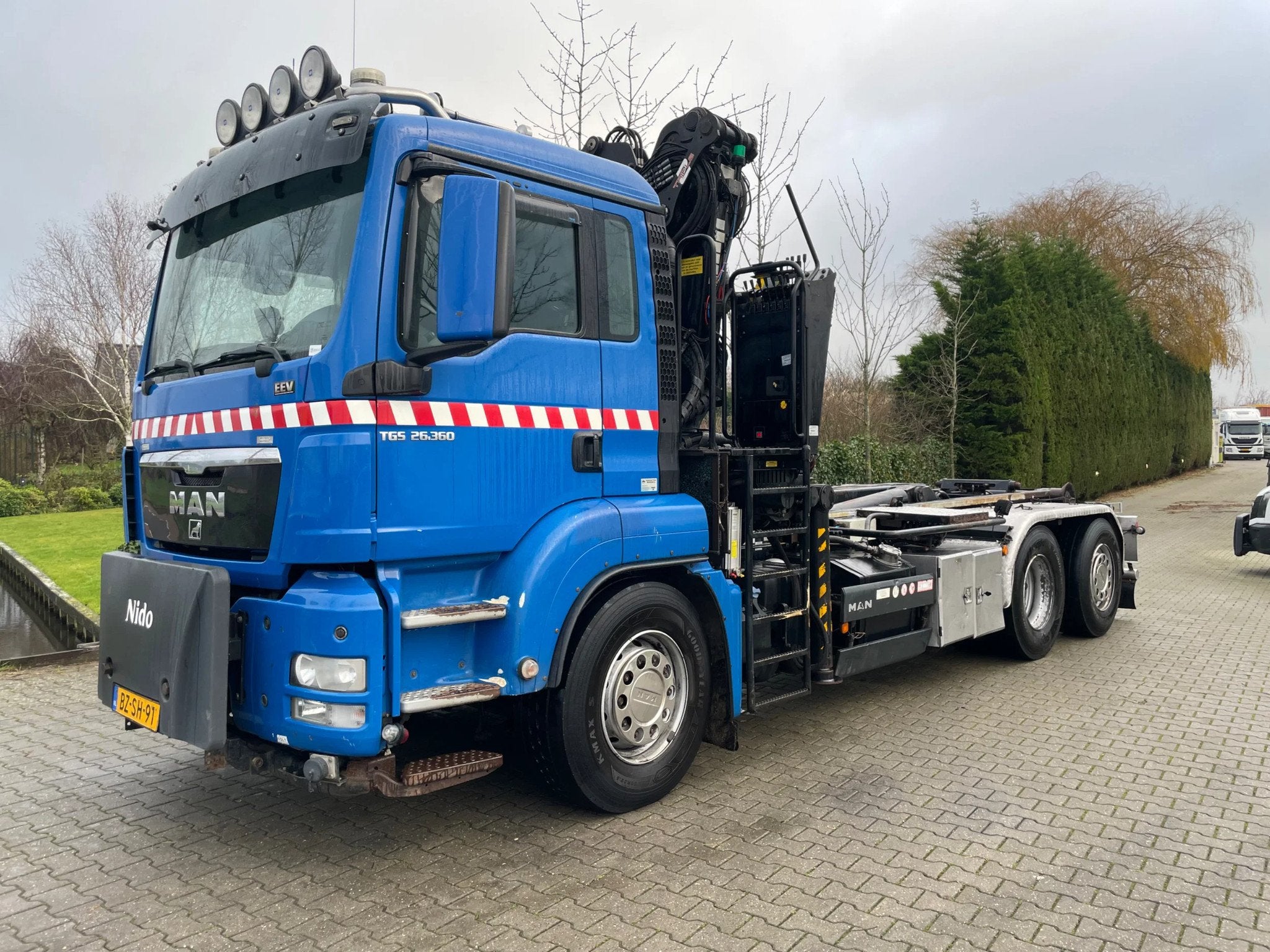 MAN TGS 26.360 6X2 NL-Truck Palfinger 17TM Z Crane Kran 21 t, Automaat, Euro 5, Blauw, Origineel Nederlands