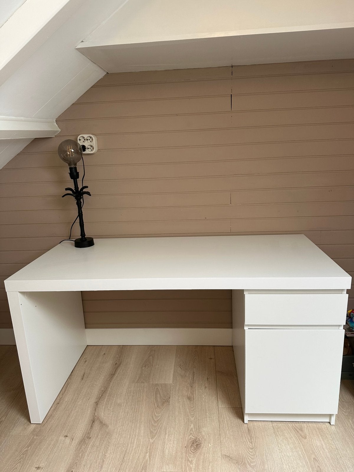 Ikea Malm bureau, Ophalen, Zo goed als nieuw