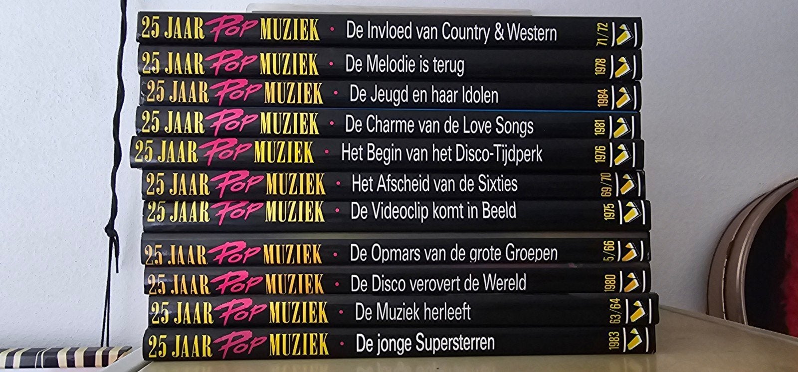25 Jaar Pop Muziek Boekenreeks - Compleet, Ophalen of Verzenden, Gelezen, Genre of Stijl, Diverse auteurs