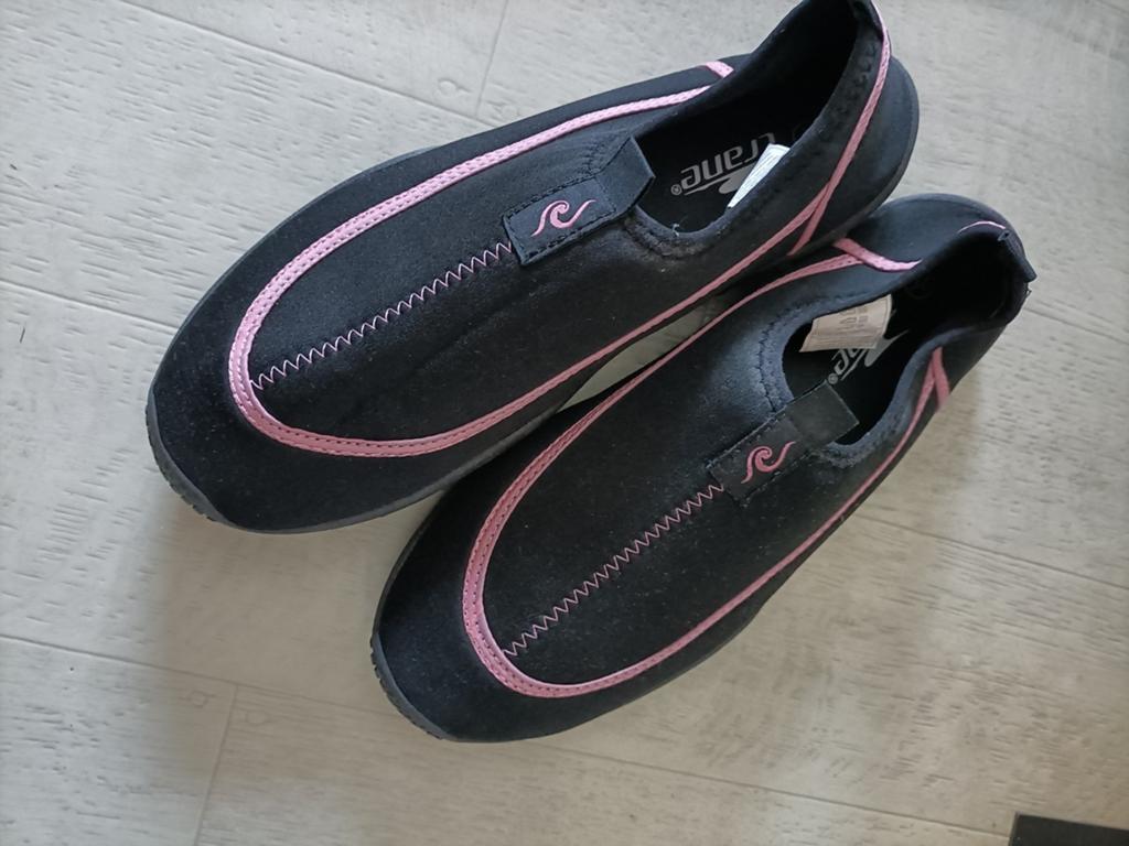 waterschoen maat 41 nieuw, Kleding | Dames, Schoenen, Ophalen of Verzenden, Nieuw, Sneakers of Gympen