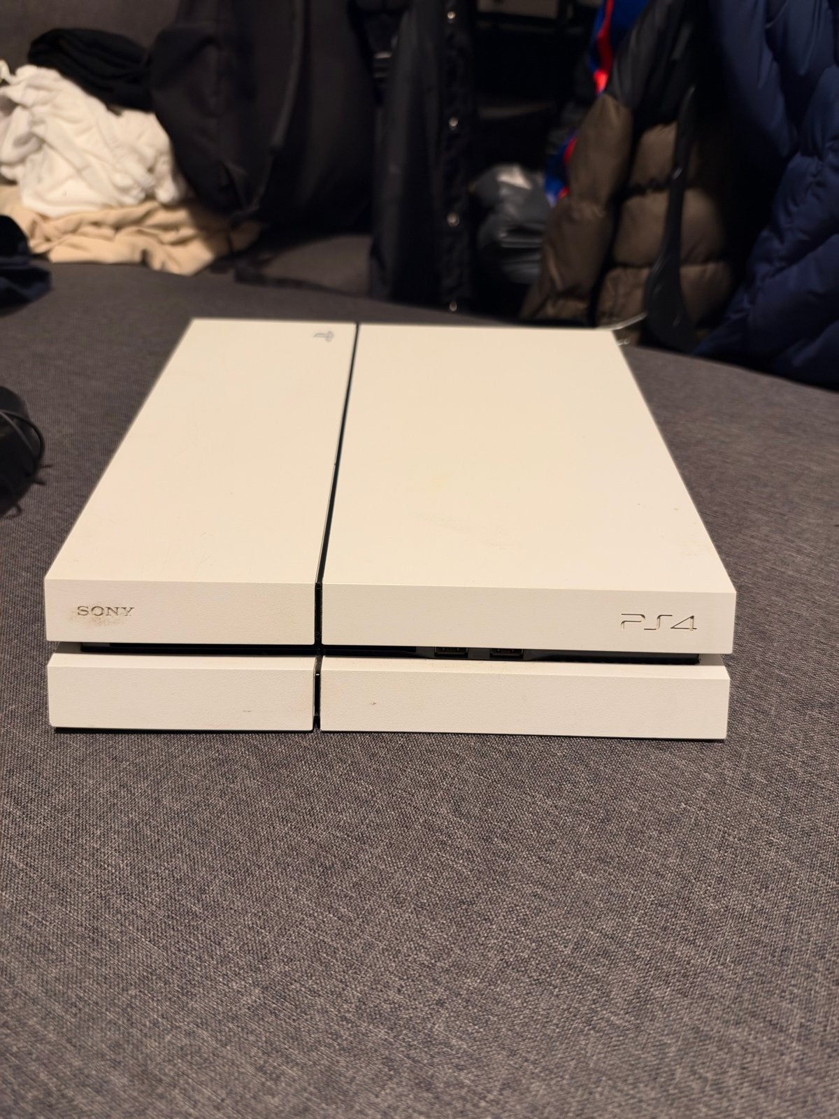 Witte PlayStation 4 Slim met controller en headset, Ophalen of Verzenden, Met 1 controller, Slim, 500 GB