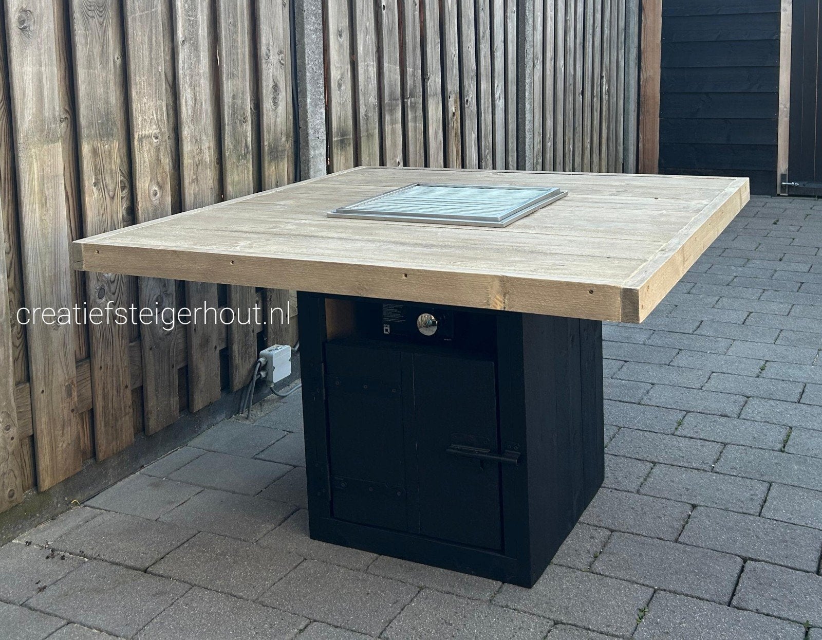 Barbecuetafel hout kolompoot gasbarbecue ingebouwd in tafel, Ophalen of Verzenden, Nieuw, OneQ