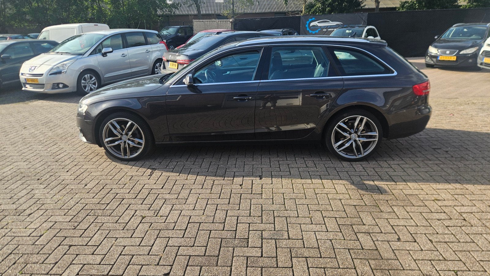 Audi A4 1.8 Tfsi 88KW Avant 2010 Grijs, Voorwielaandrijving, Euro 5, Stof, Navigatiesysteem