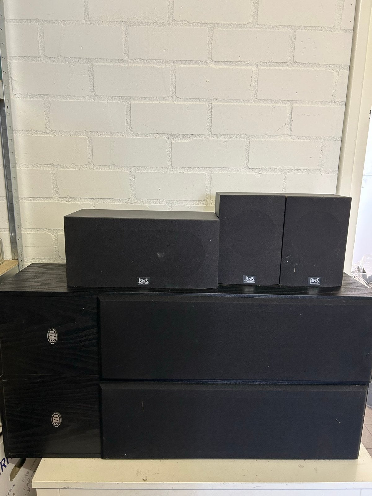 BNS Speakerset - Center speaker en speakers, Gebruikt, 60 tot 120 watt, Geschikt voor surround/home cinema, Center speaker