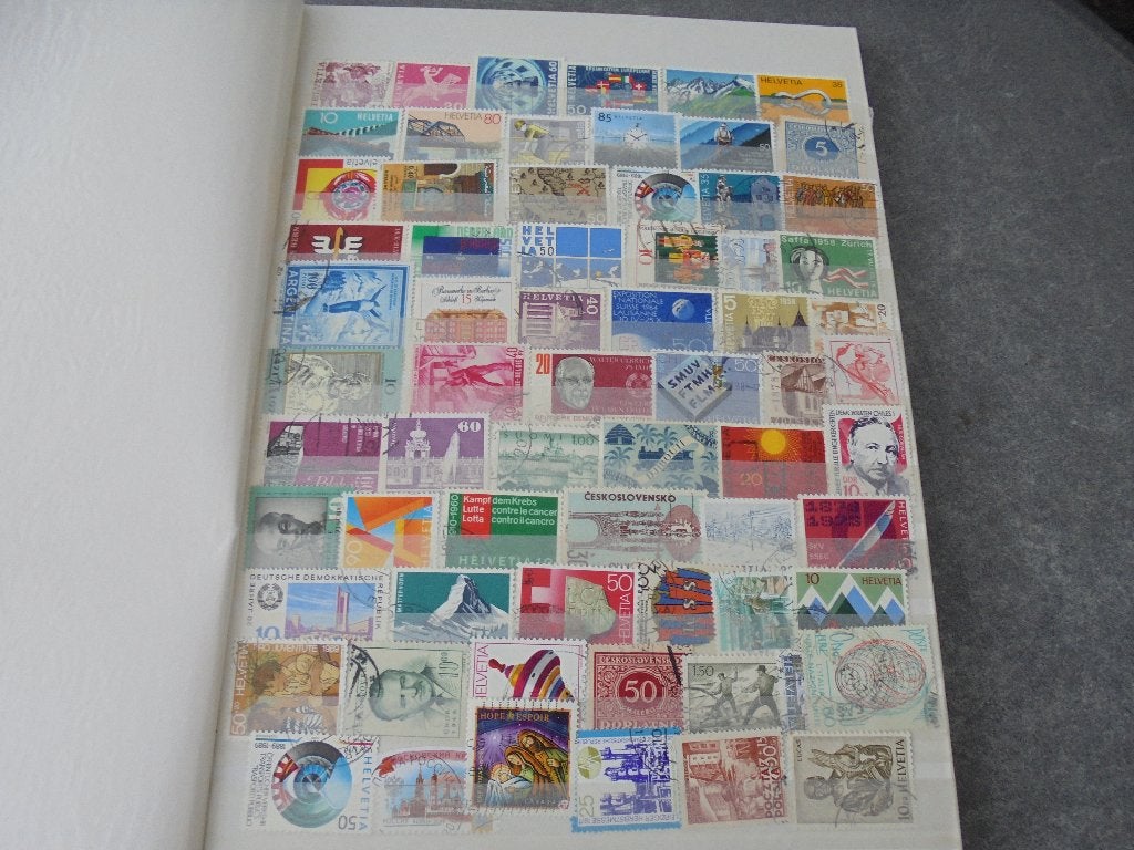 Diversen. Hele leuke uitzoekpartij in net stockboek 16 blz, Ophalen of Verzenden, Buitenland