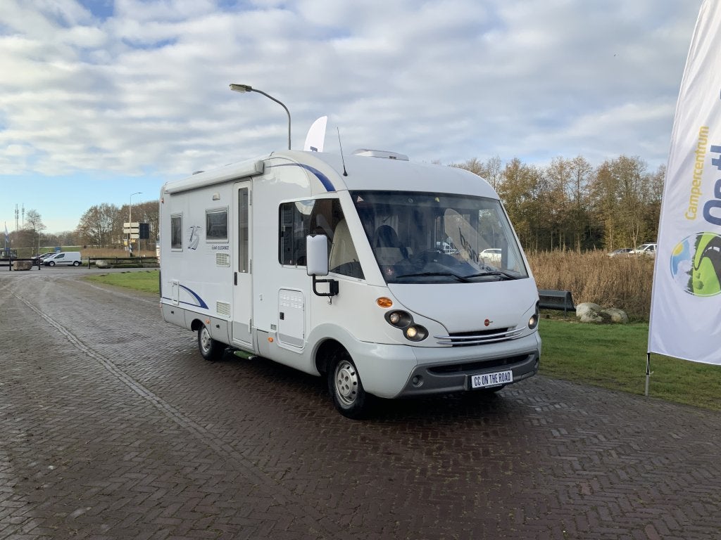 Bürstner Elégance 660 Integraal, Fransbed & Hefbed,, Caravans en Kamperen, Campers, Overige merken, Fiat, 6 tot 7 meter, Bedrijf