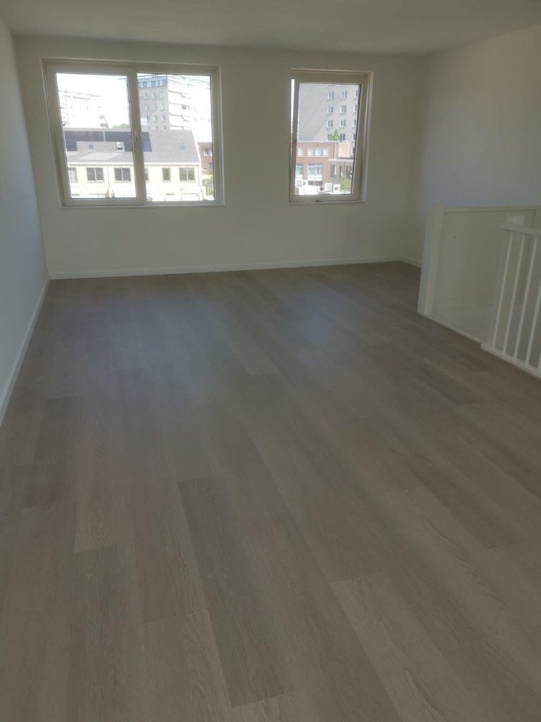 Laminaat + leggen va. €24,95 pm² incl. ondervloer & plinten, Crème, 75 m² of meer, Nieuw, Ophalen of Verzenden