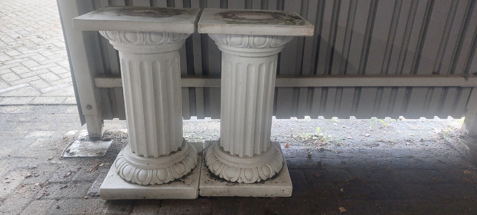 Set van 2 decoratieve zuilen/sokkels  40x40cm  73cm hoog, Ophalen of Verzenden