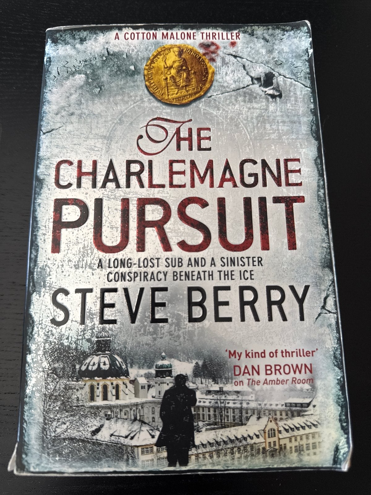 The Charlemagne Pursuit - Steve Berry (Thriller), Ophalen of Verzenden, Gelezen, Wereld overig