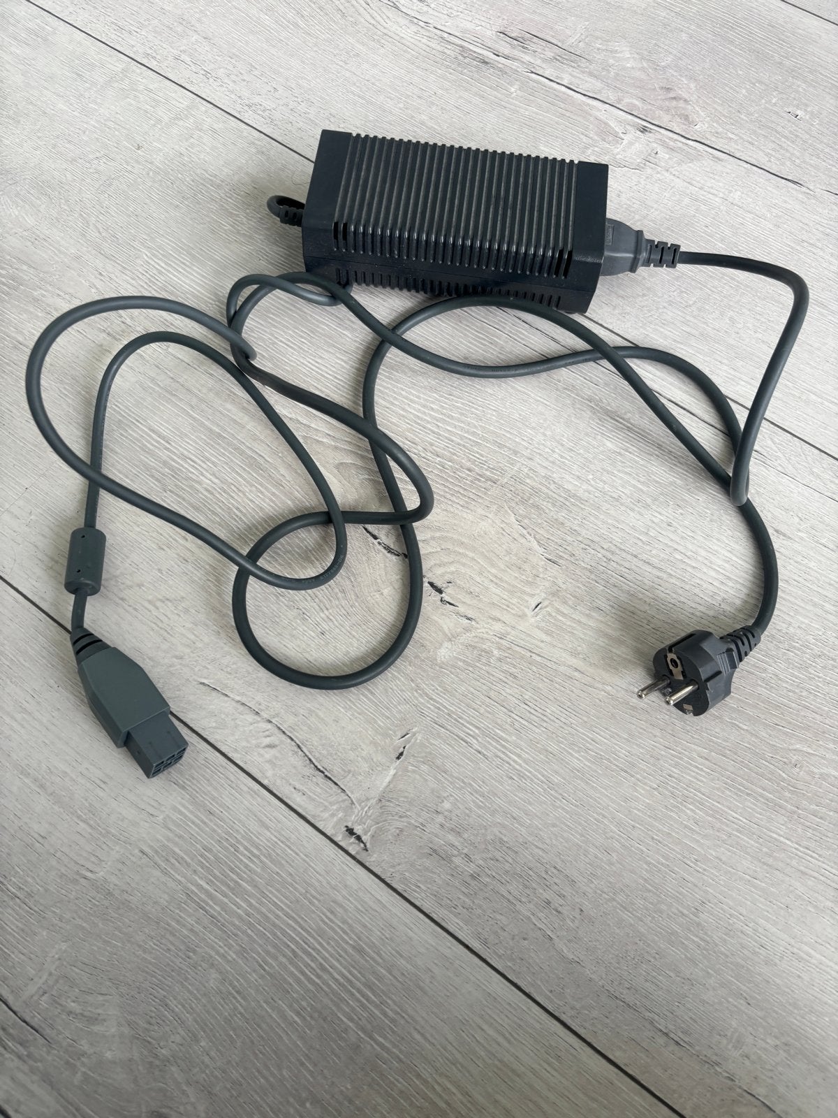 Originele Xbox 360 Voeding - Goede Staat, Spelcomputers en Games, Ophalen of Verzenden, Gebruikt, Voeding of Kabel, Xbox 360