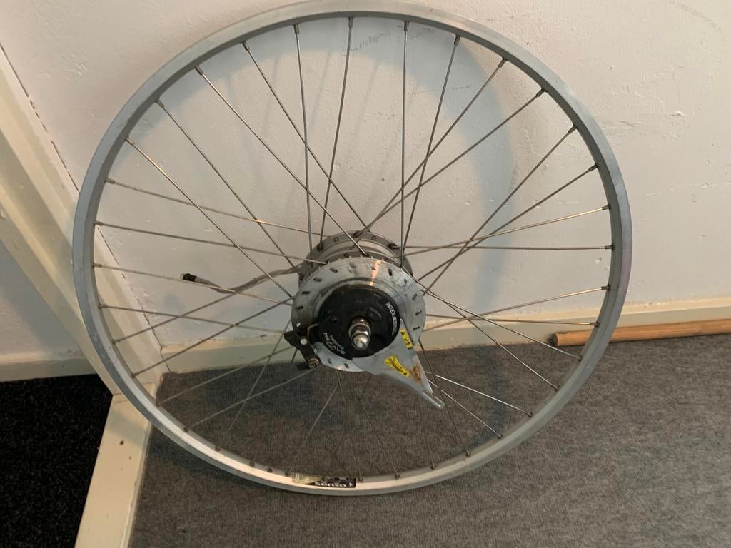 Gazelle voor willmotor 2 xsutuk 28 inch 9 pin, Fietsen en Brommers, Ophalen, Wiel