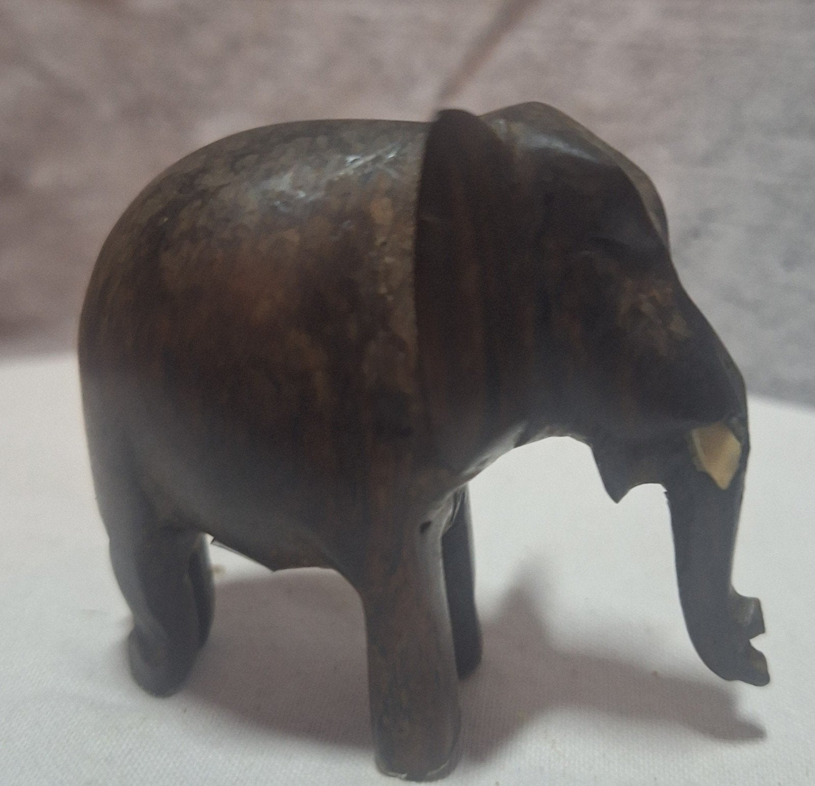 Houten Olifantje - Handgesneden Decoratiebeeldje, Antiek en Kunst, Ophalen of Verzenden