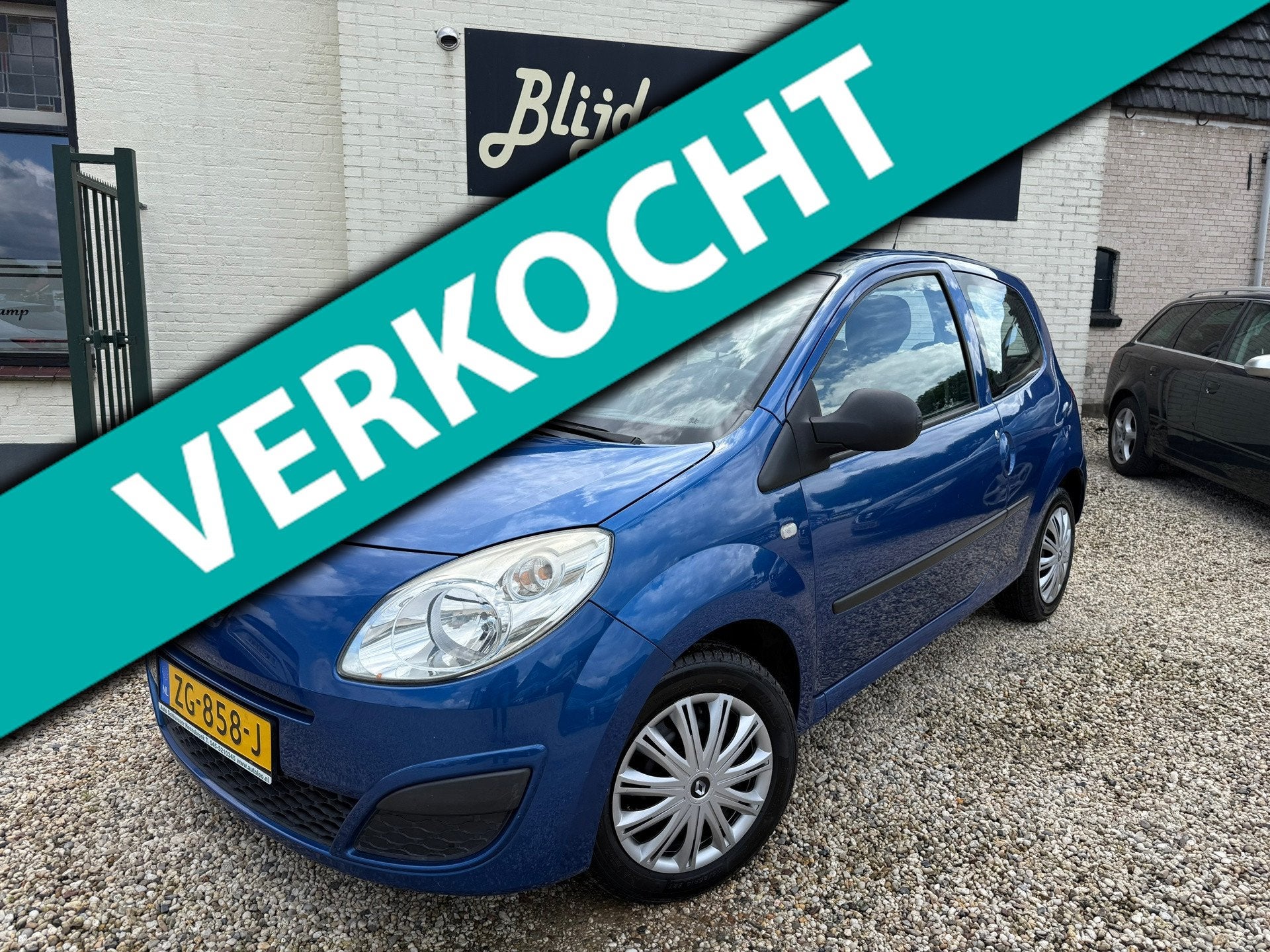 Renault Twingo 1.2 Acces Nieuwe Koppeling | All Season Bande, Voorwielaandrijving, Gebruikt, 31 €/maand, 4 cilinders