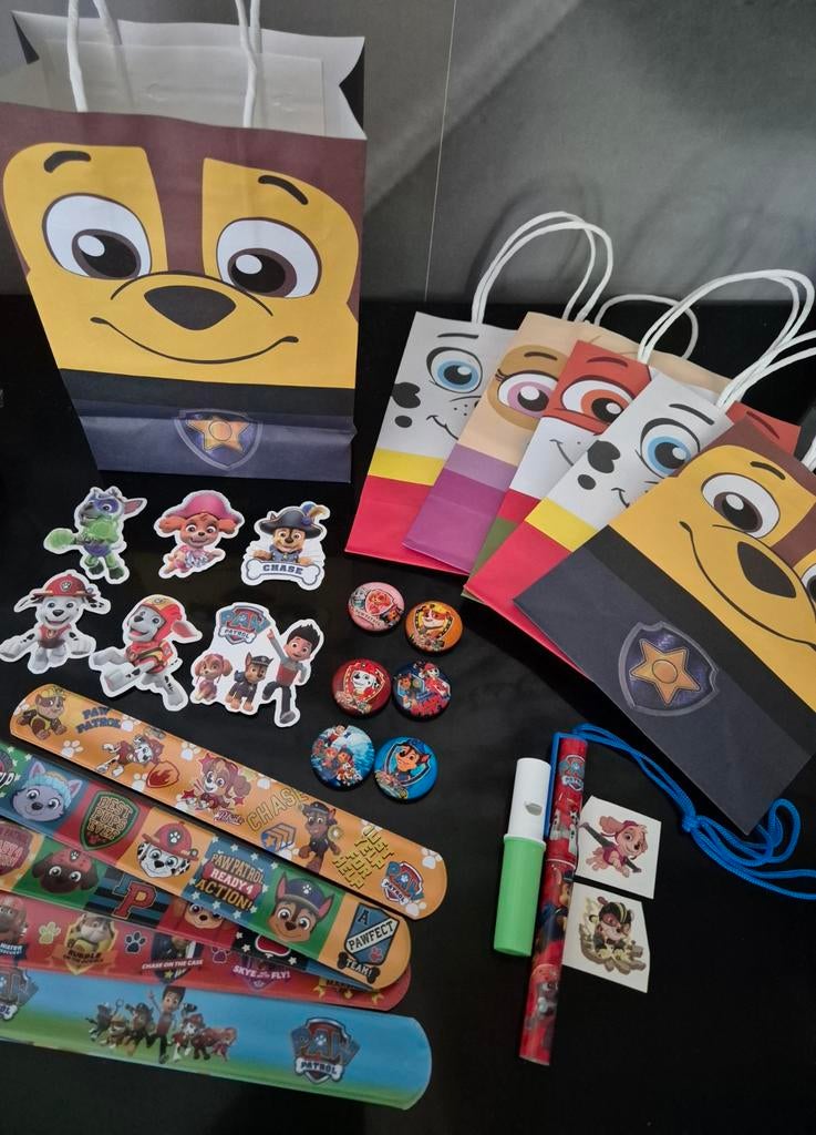 Traktatie tas paw patrol+inhoud+snoepje  1.95, Ophalen of Verzenden, Nieuw, Feestartikel, Verjaardag