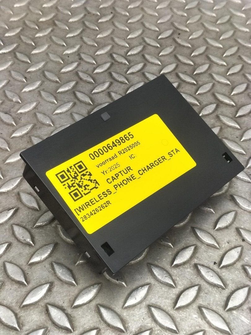 RENAULT CAPTUR [WIRELESS_PHONE_CHARGER_STATION] 283426262R 2, Auto-onderdelen, Ophalen of Verzenden, Gebruikt, ARN erkend