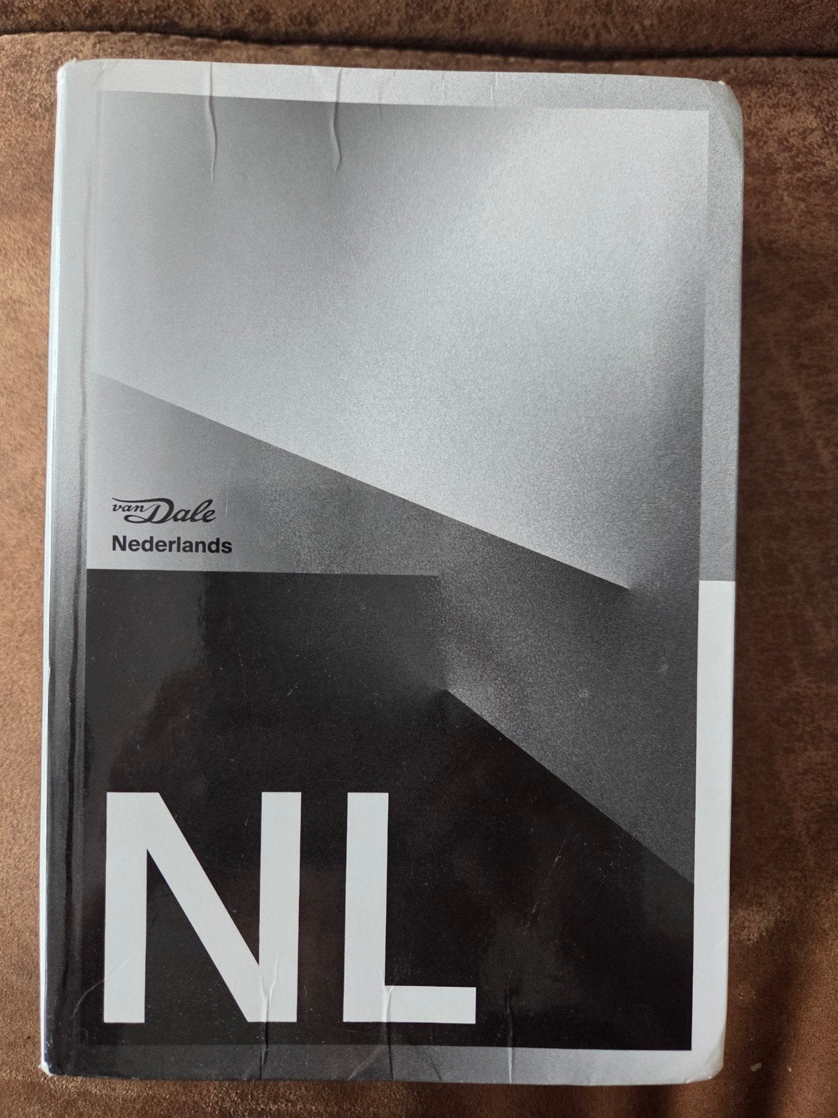 Van Dale Nederlands NL Woordenboek, Ophalen of Verzenden, Zo goed als nieuw, Van Dale, Nederlands