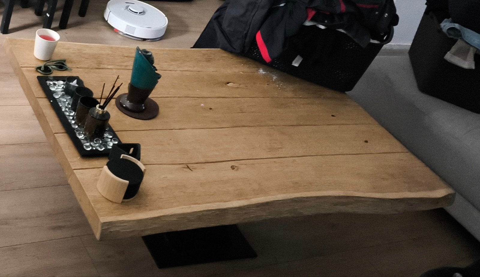 Salontafel met V-poot - Massief hout, opknapper, Ophalen, Gebruikt, Overige vormen, Overige houtsoorten