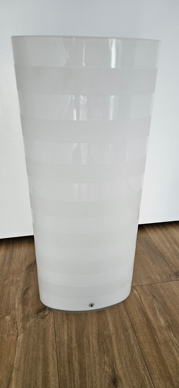 Grote witte glazen vaas van Anne Nilsson, Ophalen, Gebruikt, Glas, 62 cm