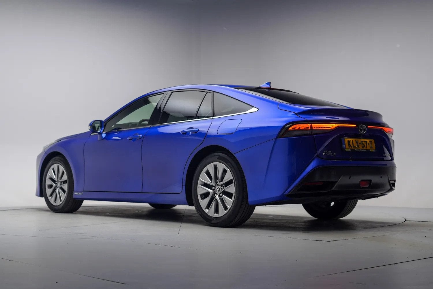 Toyota Mirai Executive [ LED Adapt.cruise Leder Stoelverwarm, Auto's, Automaat, 0 cilinders, Gebruikt, Mirai
