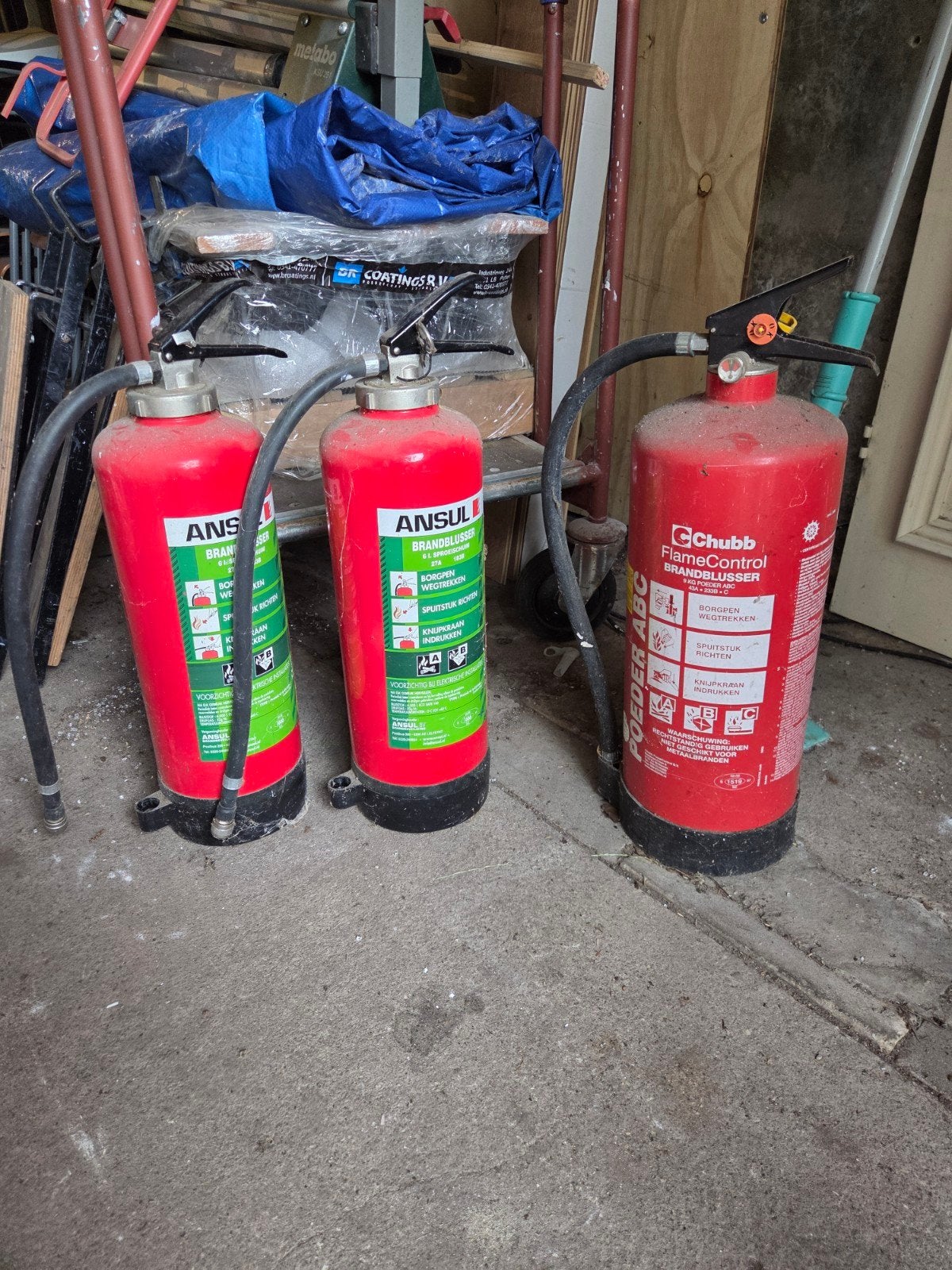Brandblussers - 2x Ansul 6L schuim, 1x Chubb 9kg poeder, Ophalen, Gebruikt, Brandblusser