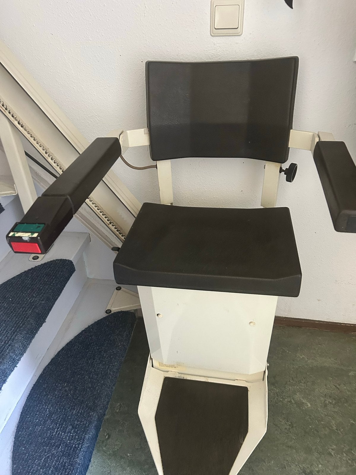 Oude traplift . Zelf demonteren., Diversen, Trapliften, Ophalen, Gebruikt