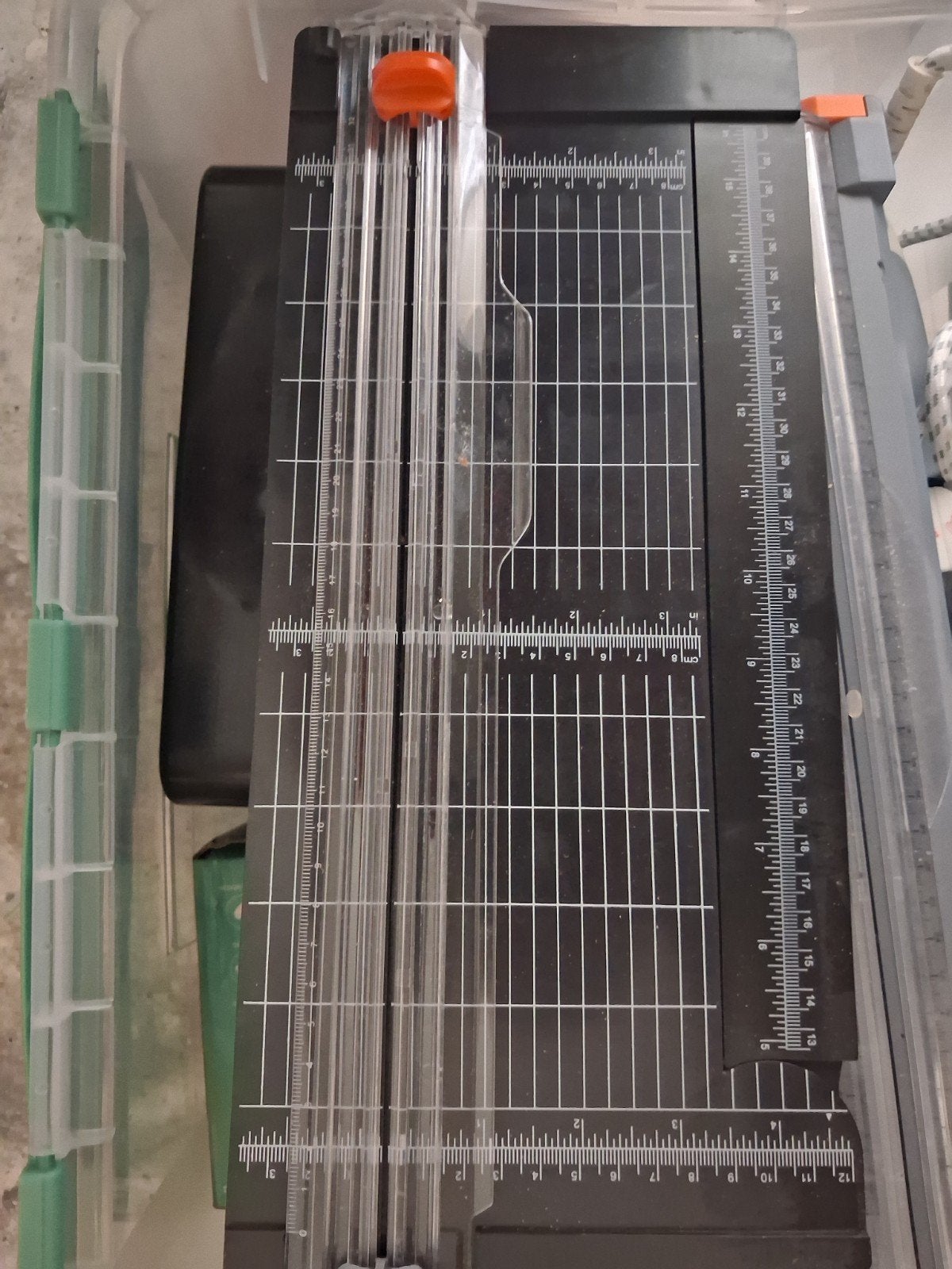 2 euro per foto Knutselpakket: Snijmachine, stiften, kralen, Gebruikt, Meerkleurig, Ophalen of Verzenden, Geschikt voor karton
