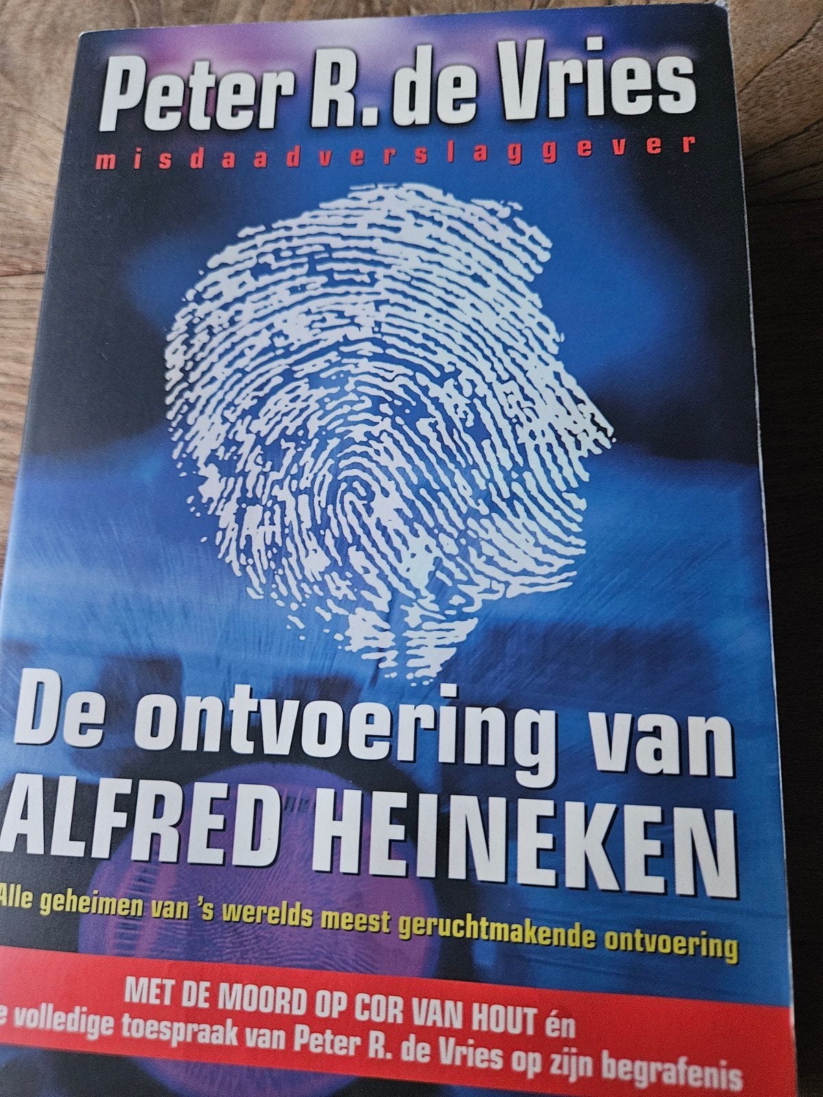 De ontvoering van Alfred Heineken - Peter R. de Vries, Ophalen of Verzenden, Gelezen, Peter R. de Vries, Tv-bewerking