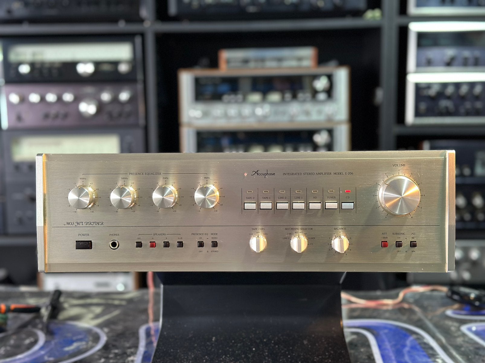 Accuphase E-206 Integrated Stereo Amplifier – Champagne, Overige merken, Accuphase, Accuphase, Ophalen of Verzenden