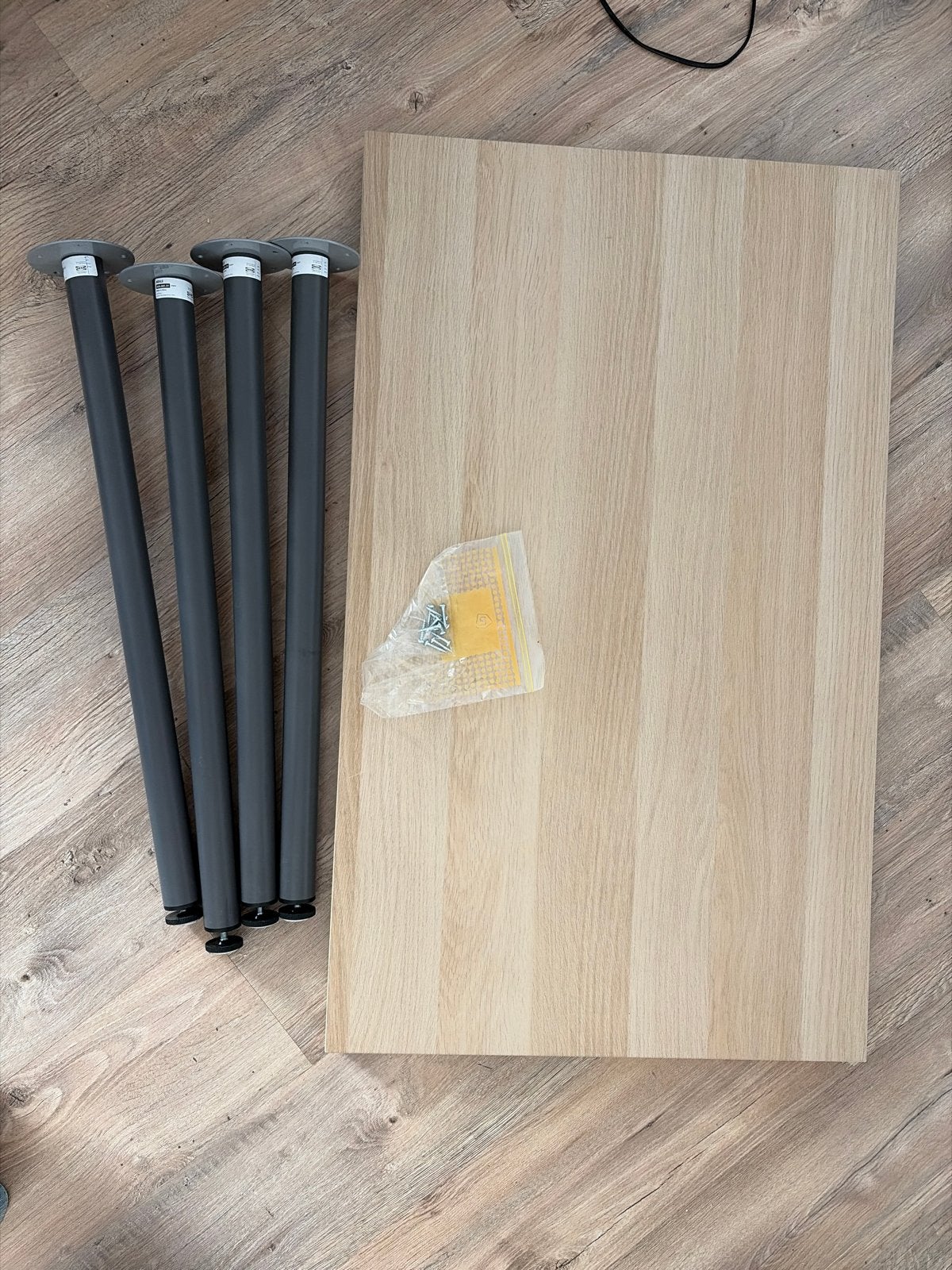 Tafel, Ophalen, 50 – 75, 50 tot 100 cm, Zo goed als nieuw