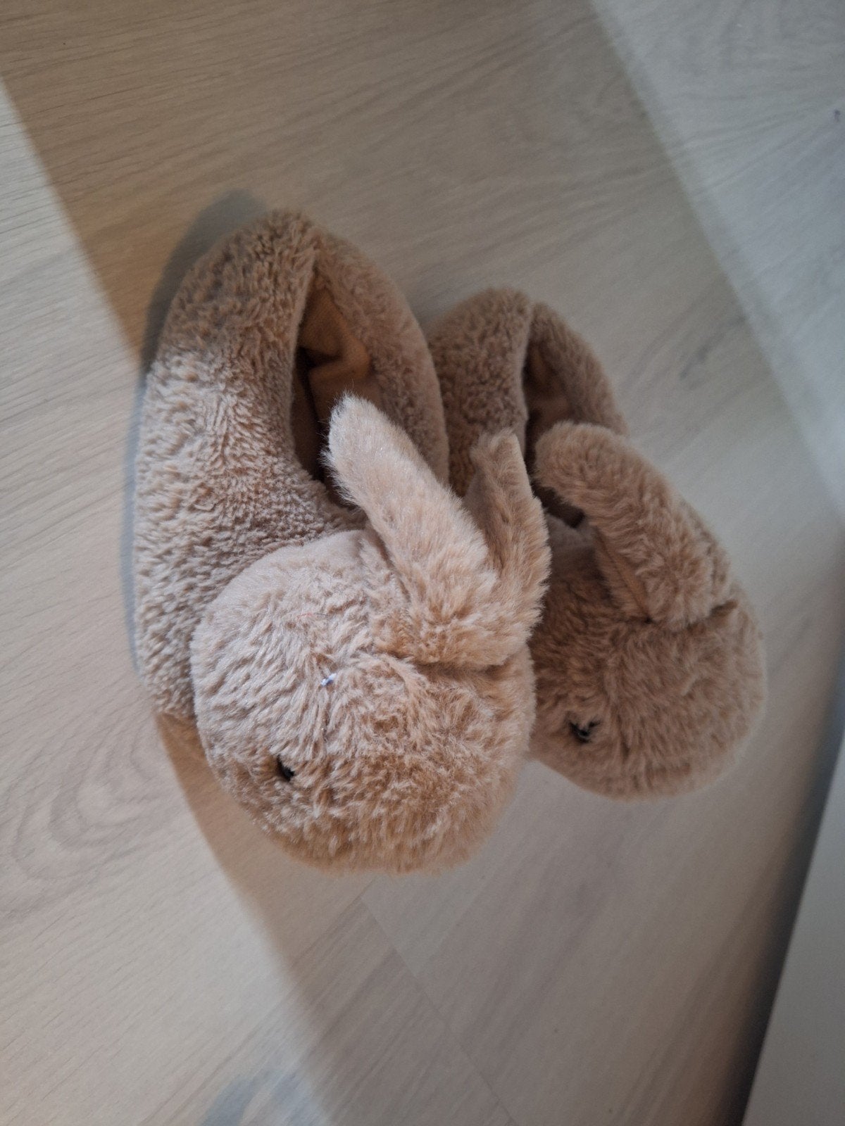 Schattige konijnen pantoffels - Maat 30/31, Ophalen of Verzenden, Gebruikt, Jongen of Meisje