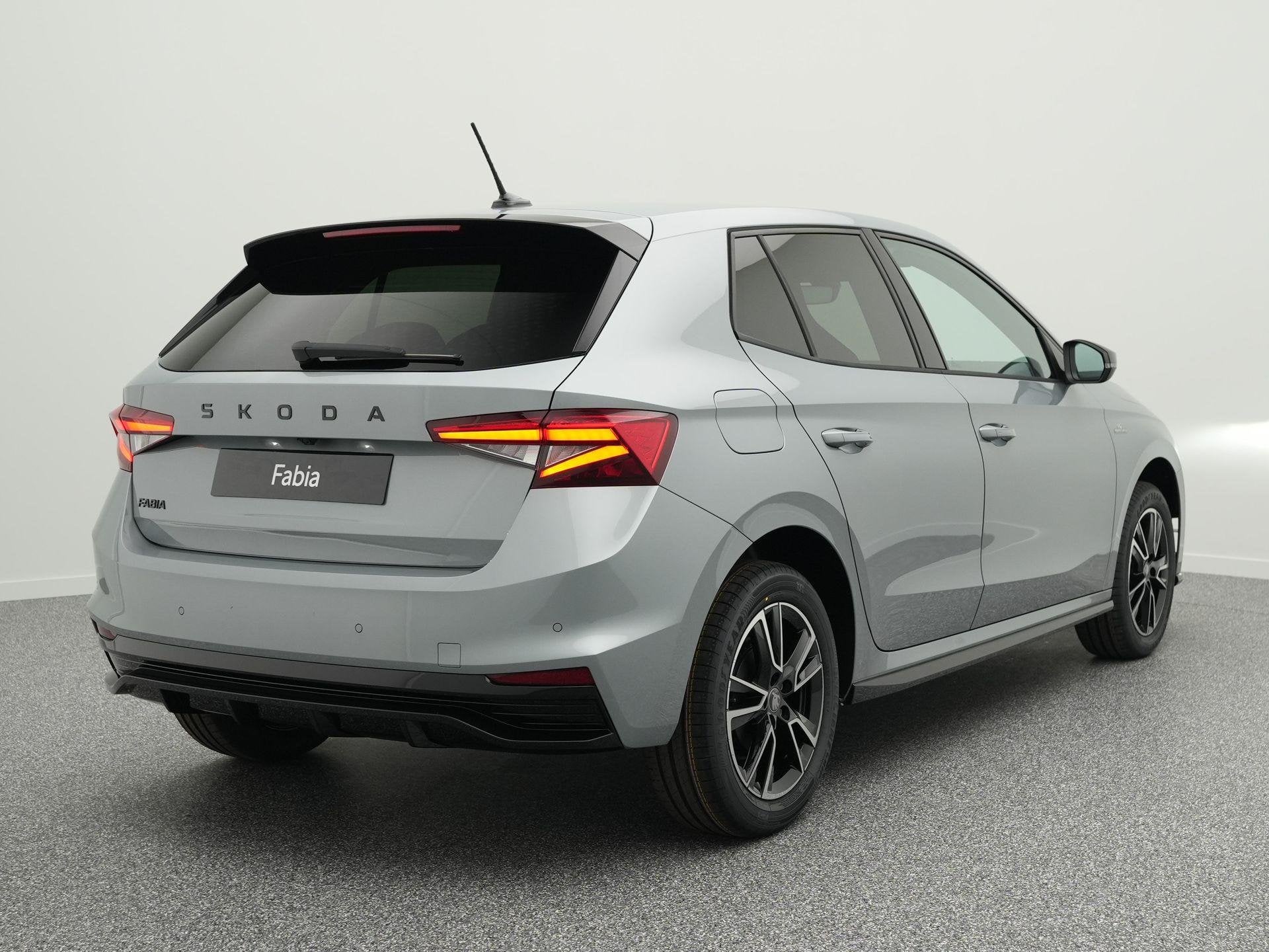 Skoda Fabia Monte Carlo 1.0 TSI | Stoelverwarming | Apple Ca, Auto's, Skoda, Voorwielaandrijving, Euro 6, 95 pk, Leder en Stof