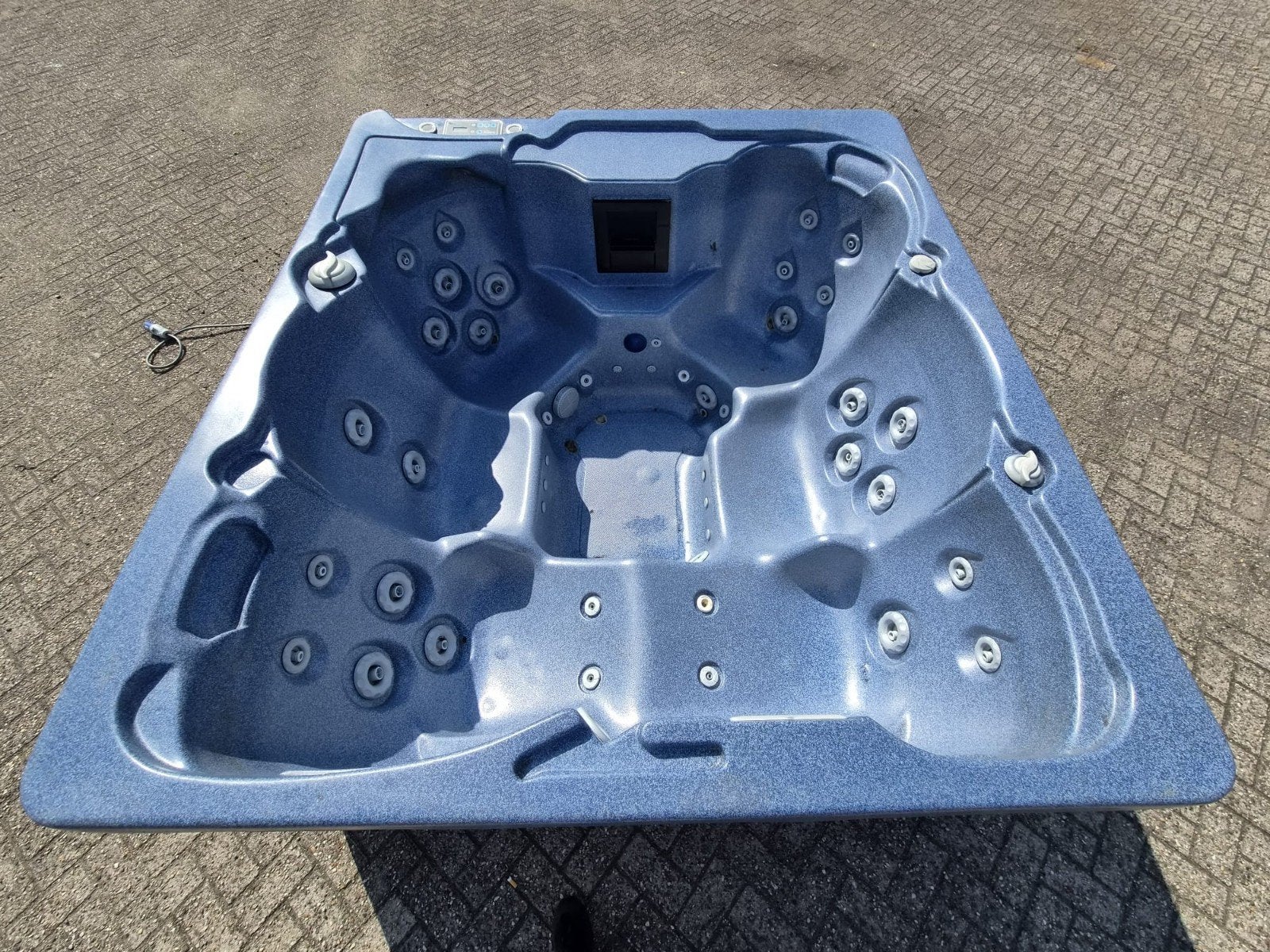 6 persoon jacuzzi 💦 2 LIGPLAATSEN TEGENOVER ELKAAR, Tuin en Terras, Ophalen of Verzenden