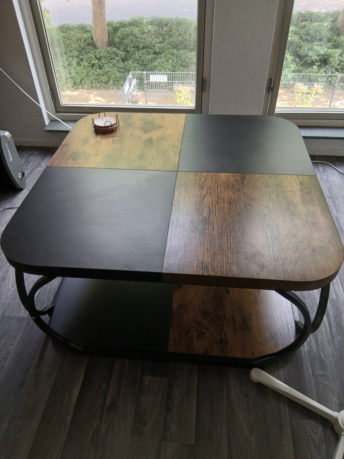 Gratis af te halen: Splinternieuwe tafel (1x1m), Vierkant, Nieuw, Ophalen, Overige houtsoorten