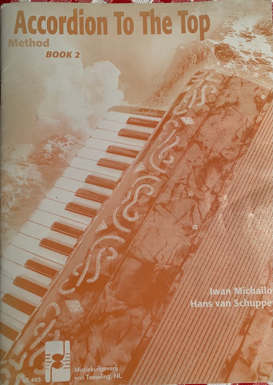 Te koop GEVRAAGD: Accordion to the top book 2, book 3, en 4, Ophalen of Verzenden, Zo goed als nieuw, Les of Cursus, Klassiek