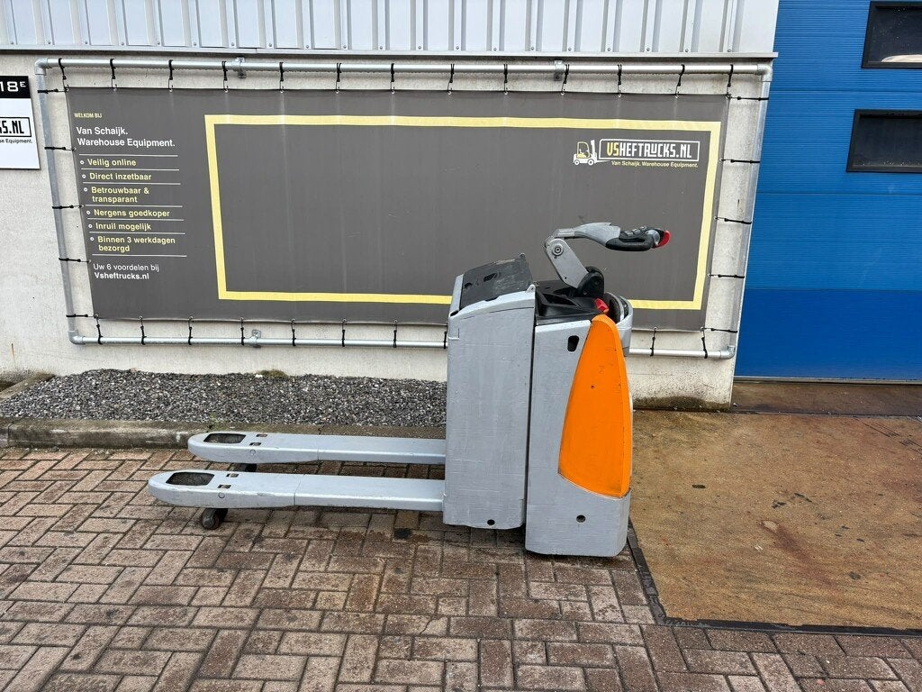 VS-22514 Elektrische palletwagen Still EXU SF20, Zakelijke goederen, Machines en Bouw | Heftrucks en Intern transport, Still, Berzeliusstraße 10
D‑22113  Hamburg, DE