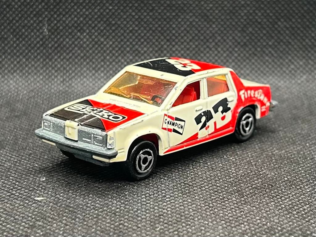 Majorette Oldsmobile 1:64, Hobby en Vrije tijd, Verzenden, Zo goed als nieuw, Bus of Vrachtwagen