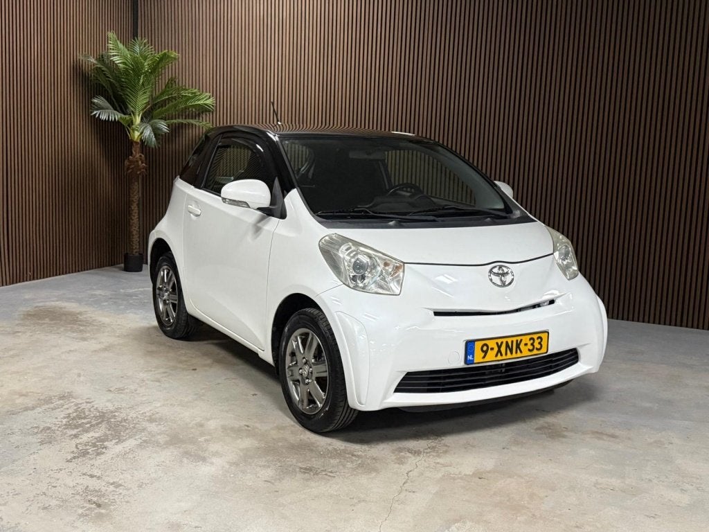 Toyota iQ 1.0 VVTi Comfort (bj 2009), Gebruikt, 4 stoelen, Bedrijf, Handgeschakeld