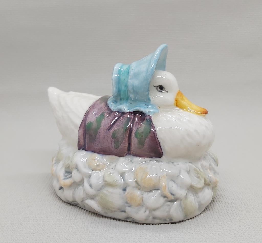 Beatrix Potter - Beswick - Jemima Puddleduck (on a nest), Ophalen of Verzenden, Zo goed als nieuw, Dier